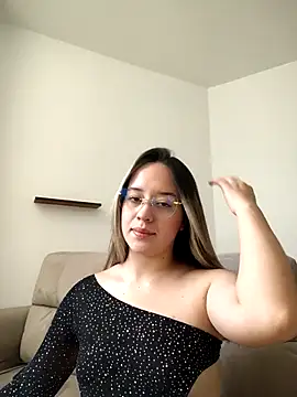 Snapshot of Dani_javi chatting on May 9, 2026, 6:13 pm Dani javi online show from May 9, 2026, 6:13 pm
