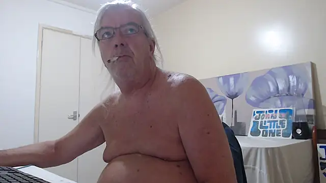 Snapshot of john_little_one1 chatting on September 13, 2025, 12:21 am john little one1 online show from September 13, 2025, 12:21 am