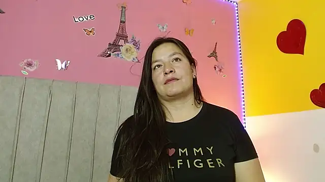 monickhot303av online show from September 24, 2025, 2:15 am