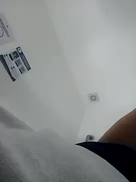 fire menxxx001 online show from December 22, 2024, 3:44 am