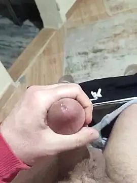 Snapshot of ssikerek23 chatting on December 16, 2025, 1:10 am ssikerek23 online show from December 16, 2025, 1:10 am