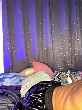 Snapshot of Alexa_Chanell_Oficial chatting on September 13, 2025, 5:07 am Alexa Chanell Oficial online show from September 13, 2025, 5:07 am