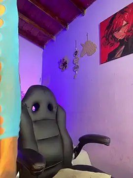 Snapshot of Alexa_Chanell_Oficial chatting on November 9, 2025, 4:33 am Alexa Chanell Oficial online show from November 9, 2025, 4:33 am