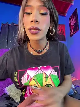 Snapshot of Alexa_Chanell_Oficial chatting on November 21, 2025, 8:57 am Alexa Chanell Oficial online show from November 21, 2025, 8:57 am