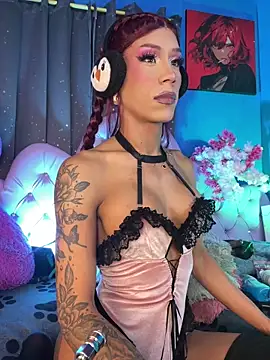 Snapshot of Alexa_Chanell_Oficial chatting on December 19, 2025, 9:44 pm Alexa Chanell Oficial online show from December 19, 2025, 9:44 pm