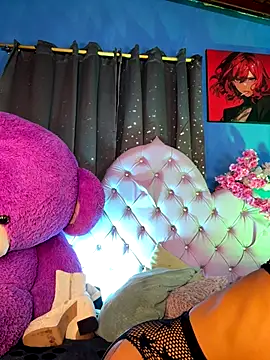 Snapshot of Alexa_Chanell_Oficial chatting on December 21, 2025, 7:21 pm Alexa Chanell Oficial online show from December 21, 2025, 7:21 pm