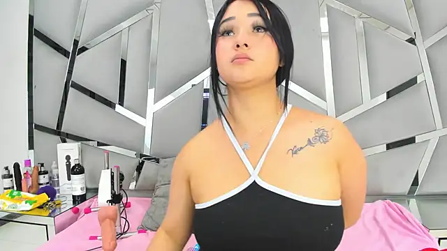 Catherinee69 x online show from February 5, 2025, 8:11 am