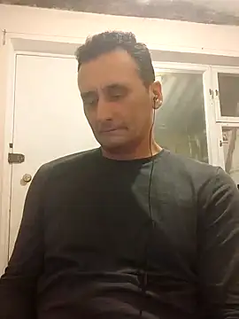 Snapshot of Viause_Kentauelle chatting on January 7, 2025, 7:28 pm Viause Kentauelle online show from January 7, 2025, 7:28 pm