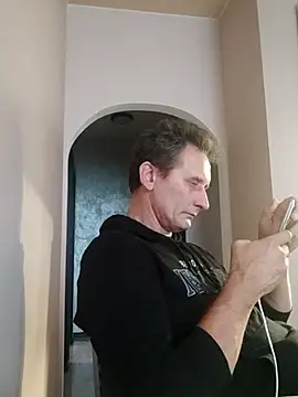 Snapshot of Viause_Kentauelle chatting on September 10, 2025, 2:50 pm Viause Kentauelle online show from September 10, 2025, 2:50 pm