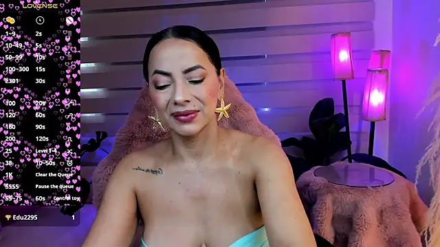 Snapshot of veronika_naughty chatting on July 4, 2026, 2:56 pm veronika naughty online show from July 4, 2026, 2:56 pm