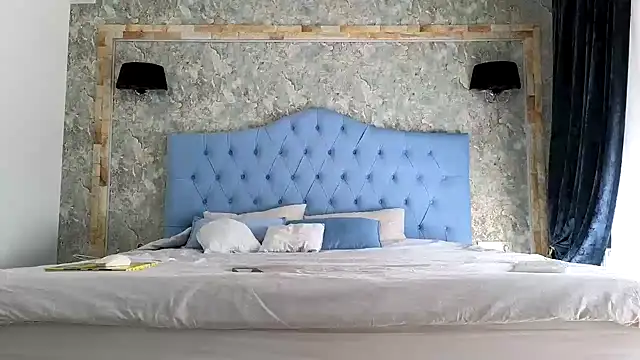 Blanca1 online show from February 26, 2025, 11:09 am