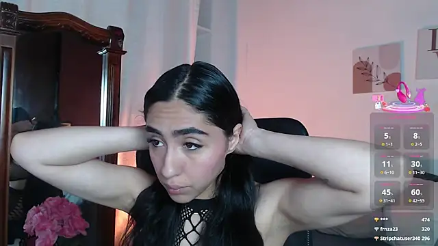 Snapshot of madisex_s chatting on October 17, 2025, 12:30 pm madisex s online show from October 17, 2025, 12:30 pm