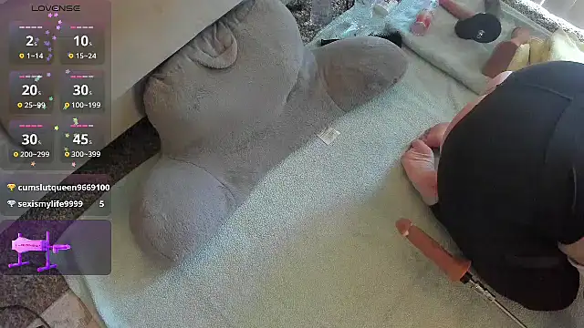 peachymexo online show from March 19, 2025, 2:46 pm