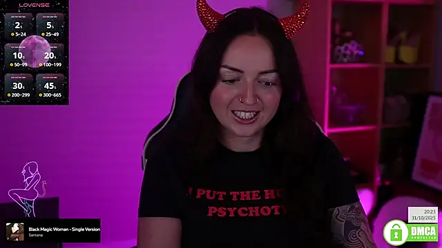 Snapshot of Billiexxox chatting on October 31, 2025, 8:21 pm Billiexxox online show from October 31, 2025, 8:21 pm