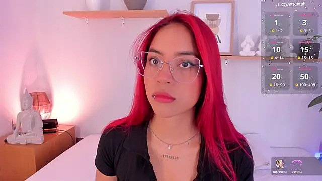 Scarlett Morgan  online show from March 12, 2025, 8:31 pm