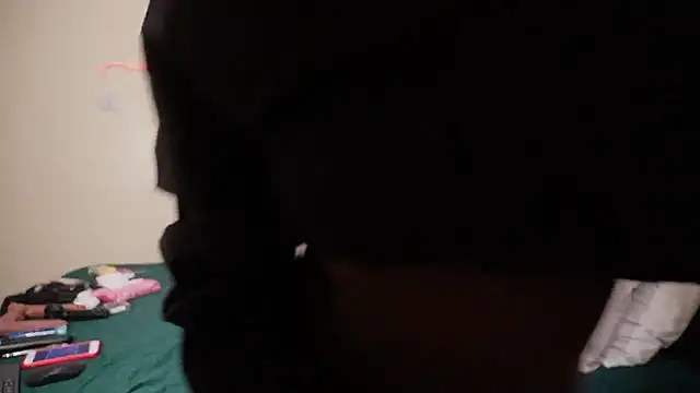 Snapshot of _Watuluv_ chatting on February 15, 2025, 7:28 pm  Watuluv  online show from February 15, 2025, 7:28 pm