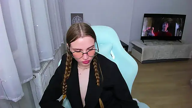Snapshot of StellaLawless chatting on December 24, 2024, 2:43 am StellaLawless online show from December 24, 2024, 2:43 am