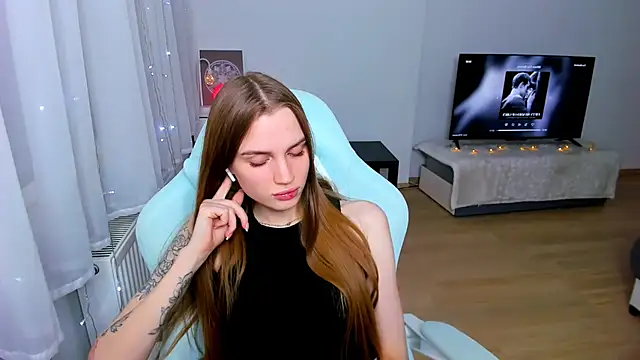 Snapshot of StellaLawless chatting on January 8, 2025, 11:41 pm StellaLawless online show from January 8, 2025, 11:41 pm