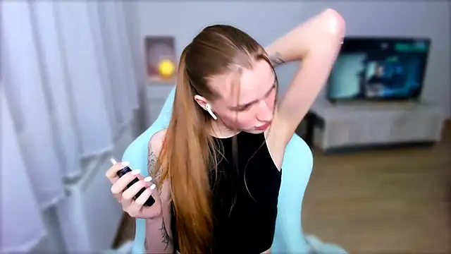 Snapshot of StellaLawless chatting on February 7, 2025, 7:59 pm StellaLawless online show from February 7, 2025, 7:59 pm