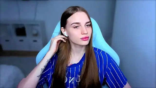 Snapshot of StellaLawless chatting on September 9, 2025, 8:30 pm StellaLawless online show from September 9, 2025, 8:30 pm