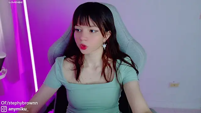 stephybrown online show from January 28, 2025, 10:56 pm