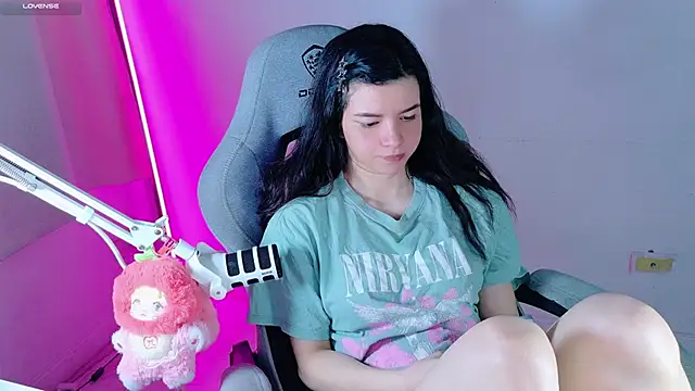 stephybrown online show from June 6, 2026, 7:07 pm