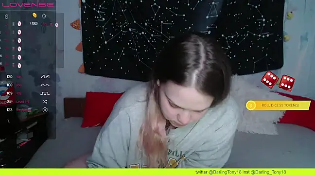 Snapshot of darling_tony chatting on March 19, 2025, 7:06 pm darling tony online show from March 19, 2025, 7:06 pm