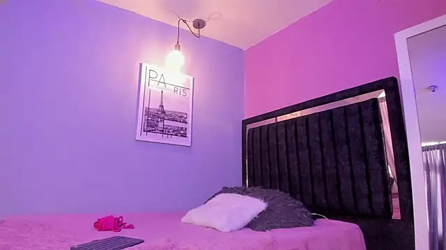 alessiaferry online show from January 15, 2025, 2:56 pm