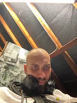 pervy devil online show from September 25, 2025, 8:23 pm