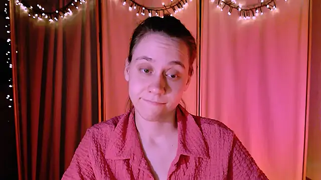 Snapshot of Malinax chatting on December 11, 2024, 1:37 am Malinax online show from December 11, 2024, 1:37 am