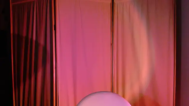 Snapshot of Malinax chatting on January 19, 2025, 11:32 pm Malinax online show from January 19, 2025, 11:32 pm