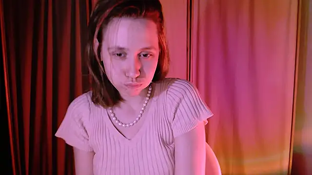 Snapshot of Malinax chatting on January 23, 2025, 10:54 pm Malinax online show from January 23, 2025, 10:54 pm