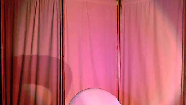 Snapshot of Malinax chatting on February 8, 2025, 11:02 pm Malinax online show from February 8, 2025, 11:02 pm