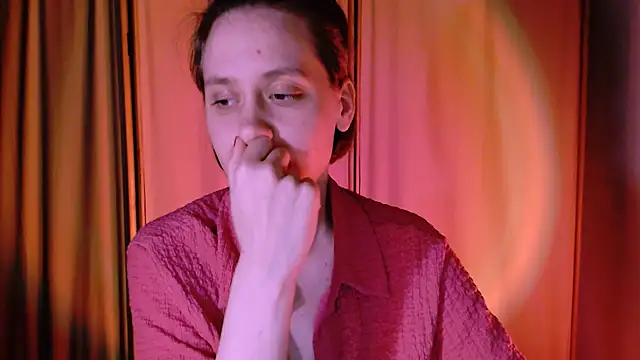 Snapshot of Malinax chatting on February 17, 2025, 1:58 am Malinax online show from February 17, 2025, 1:58 am