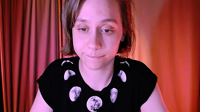 Snapshot of Malinax chatting on March 7, 2025, 1:53 am Malinax online show from March 7, 2025, 1:53 am