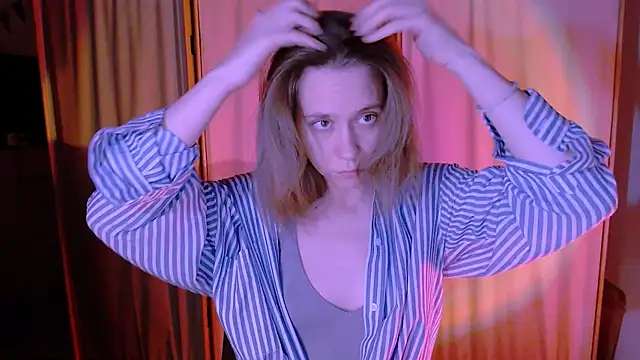 Snapshot of Malinax chatting on September 23, 2025, 10:35 pm Malinax online show from September 23, 2025, 10:35 pm