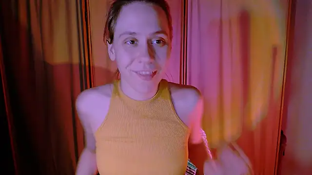 Snapshot of Malinax chatting on October 3, 2025, 10:29 pm Malinax online show from October 3, 2025, 10:29 pm