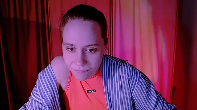 Snapshot of Malinax chatting on October 7, 2025, 10:29 pm Malinax online show from October 7, 2025, 10:29 pm