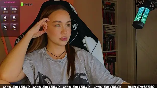 Emili1- online show from December 5, 2024, 2:33 pm