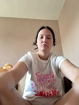 Tinti0304 online show from May 14, 2026, 11:17 am