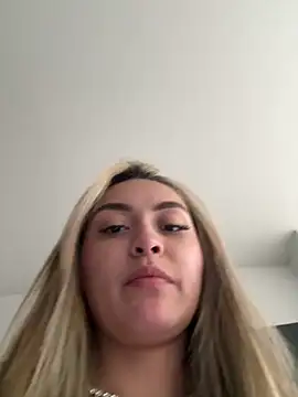 emma oxford online show from March 25, 2026, 10:38 pm