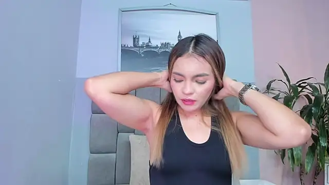 selene tylor  online show from May 21, 2026, 3:13 am