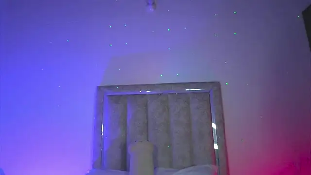 little-Emma online show from March 15, 2026, 11:11 pm