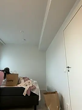 Black Dolll online show from April 26, 2026, 2:59 pm