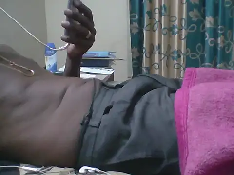 Snapshot of bas1cooks chatting on February 28, 2026, 5:58 pm bas1cooks online show from February 28, 2026, 5:58 pm