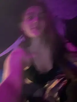 emilysue1 online show from March 22, 2025, 9:02 am