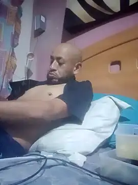 pineda1689 online show from September 18, 2025, 2:02 am