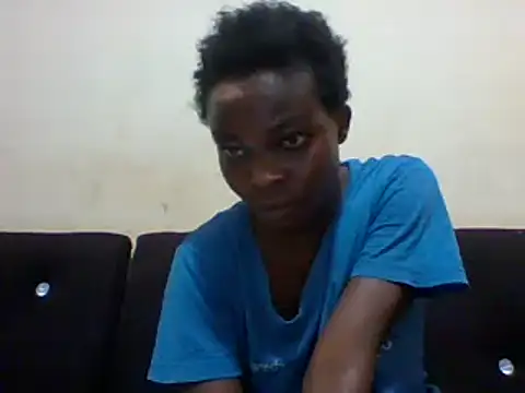 sexxyqueenn22 online show from March 12, 2025, 4:08 am