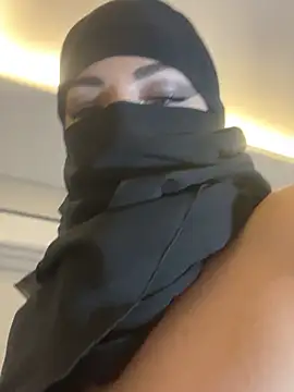 Amberonee31 online show from March 4, 2025, 10:27 pm