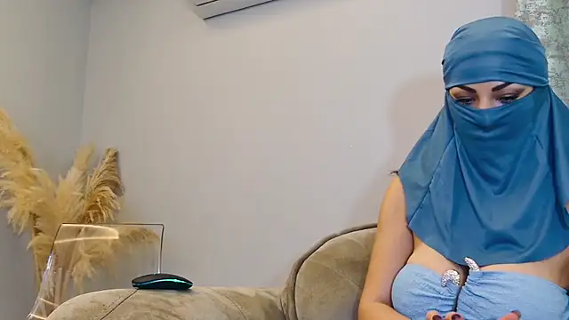 Amberonee31 online show from March 5, 2025, 8:53 pm